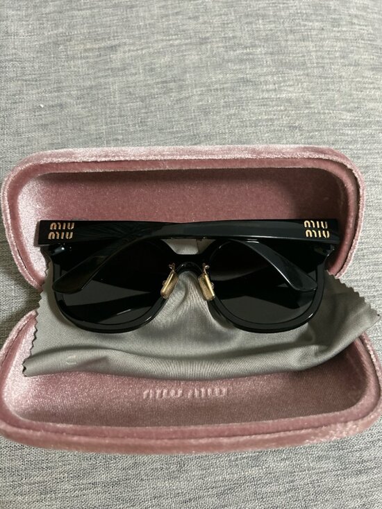 Miu Miu  Sunglasses main image 5